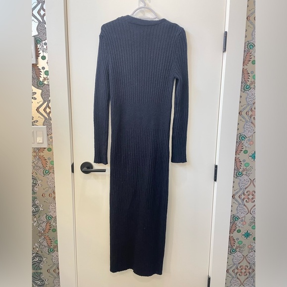 Zara Navy Sweater Dress - Picture 3 of 3
